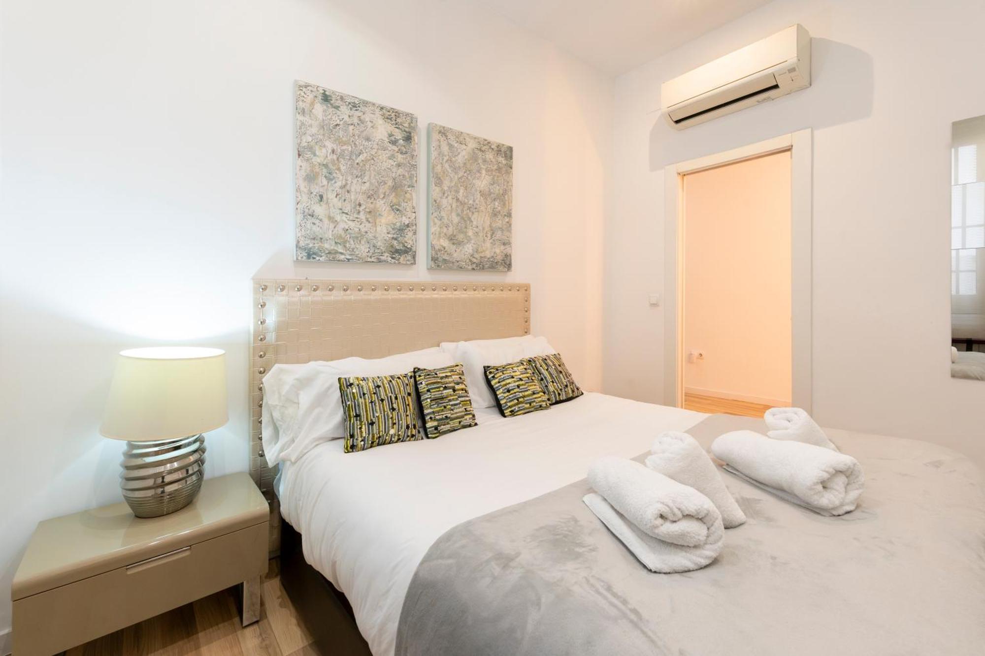 For You Rentals New Design Apartment Temporal Puerta Del Sol Pre10A Madrid Exterior foto